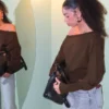 Ασύμμετρο πουλόβερ με ραβδωτό τελείωμα