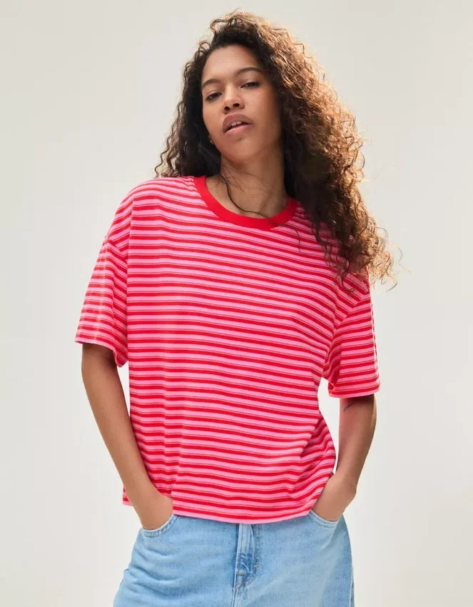 Boxy Fit T-shirt with stripes and wide neckline – T-shirts Boxy Fit T-shirt with stripes and wide neckline – T-shirts