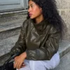 Μπουφάν από Faux Leather με πέτο – Μπουφάν και καμπαρντίνα Μπουφάν από Faux Leather με πέτο – Μπουφάν και καμπαρντίνα
