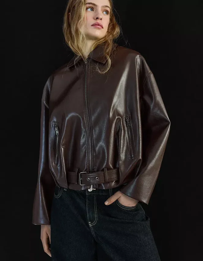 Μπουφάν bomber από Faux Leather με ζώνη – Μπουφάν και καμπαρντίνα Μπουφάν bomber από Faux Leather με ζώνη – Μπουφάν και καμπαρντίνα