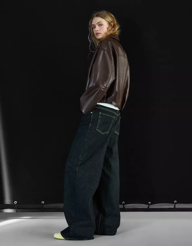 Μπουφάν bomber από Faux Leather με ζώνη – Μπουφάν και καμπαρντίνα Μπουφάν bomber από Faux Leather με ζώνη – Μπουφάν και καμπαρντίνα