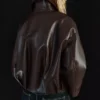 Μπουφάν bomber από Faux Leather με ζώνη – Μπουφάν και καμπαρντίνα Μπουφάν bomber από Faux Leather με ζώνη – Μπουφάν και καμπαρντίνα