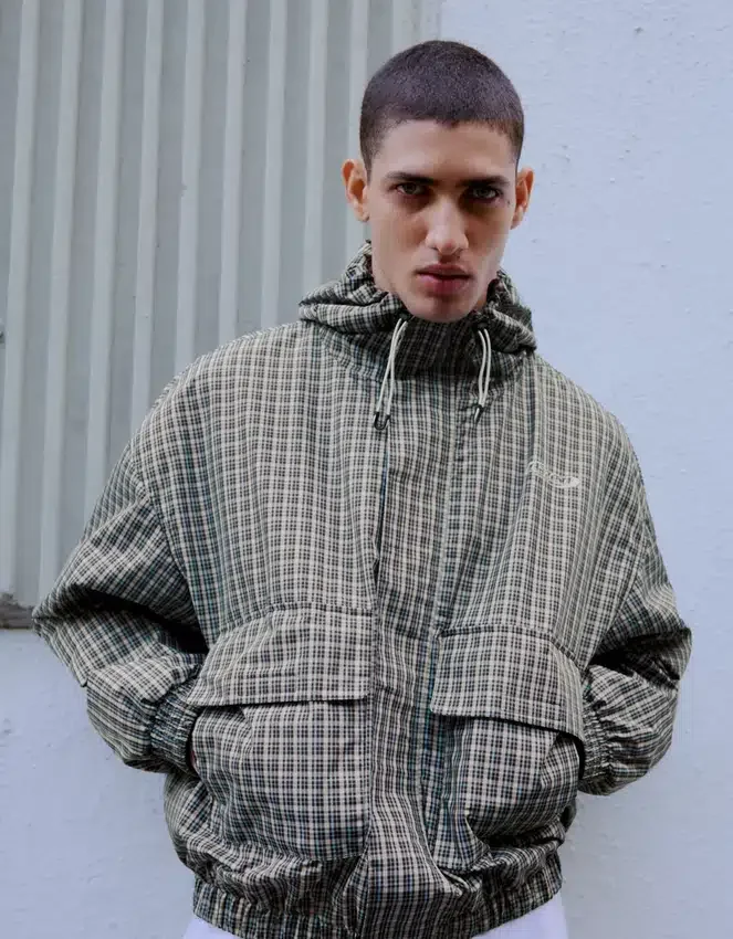 Oversize τεχνικό μπουφάν με καρό μοτίβο – Μπουφάν Oversize τεχνικό μπουφάν με καρό μοτίβο – Μπουφάν