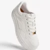 Παπούτσια με παχιά σόλα – Sneakers