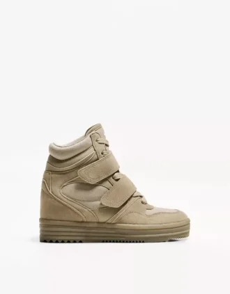 Παπούτσια Sneakers με ψηλό στέλεχος και εσωτερική σφήνα – Παπούτσια Παπούτσια Sneakers με ψηλό στέλεχος και εσωτερική σφήνα – Παπούτσια