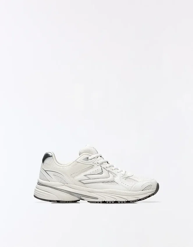 Πολυτελή Sneakers Πολυτελή Sneakers