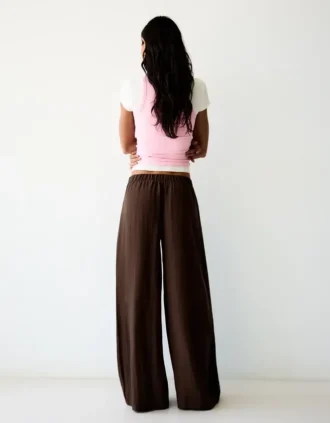 Ρουστίκ παντελόνι με Wide Leg και πιέτες
