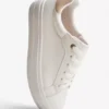 Sneakers με ρίγες σε αντίθεση