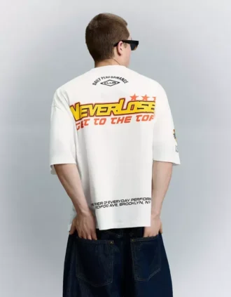 Τ-shirt με κοντό μανίκι και τύπωμα – T-shirts και πόλο